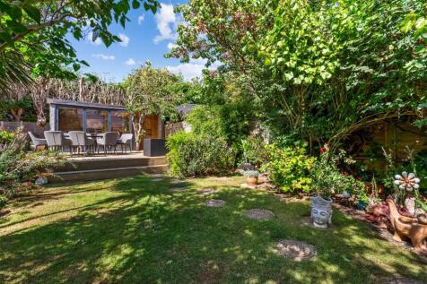 Brook Barn Way 20_014.jpg