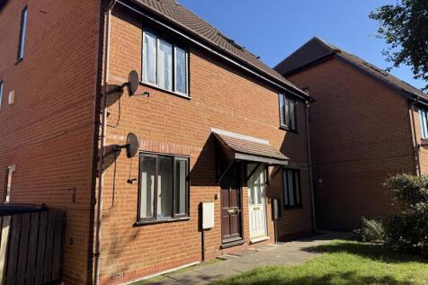 2 Bedroom Flat in MK7 7NG
