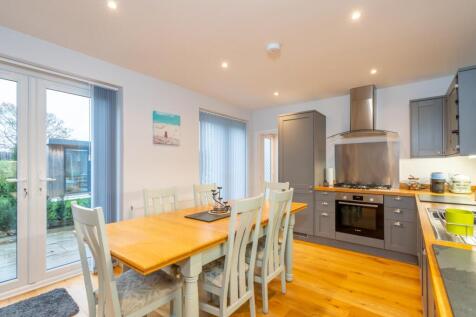 Dining Area and Kitchen.jpg