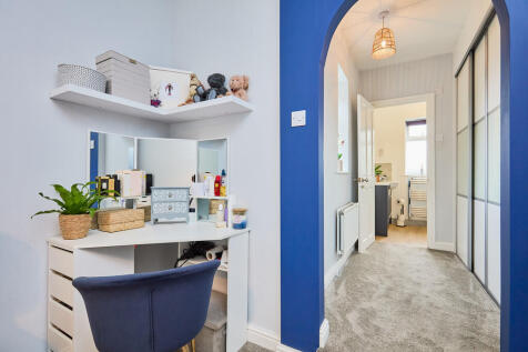 Edward Knight 202...