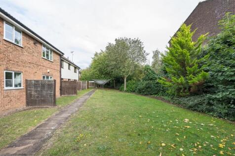 Thurlow Close