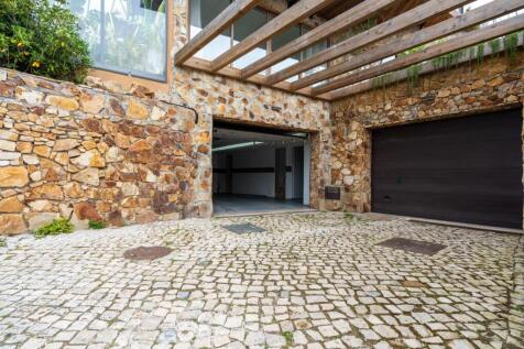 Property Image 28