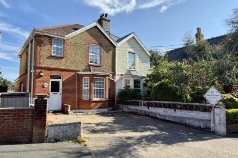 53 Church Road.jpg