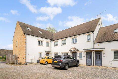 3 Chadwick Court