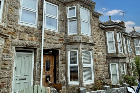 3 Bedroom End Terraced House for Sale