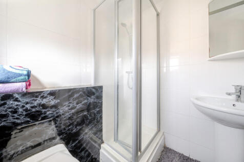 1345093-8-68a8458...