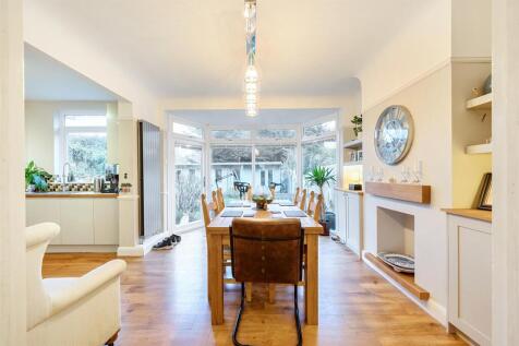 dining room straight on.jpg