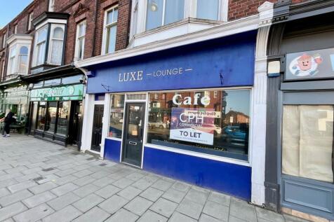 Retail Property (high street) to rent in scarborough