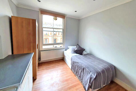 Semi-studio for rent