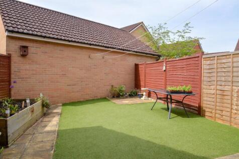 Rear Garden 1.jpg
