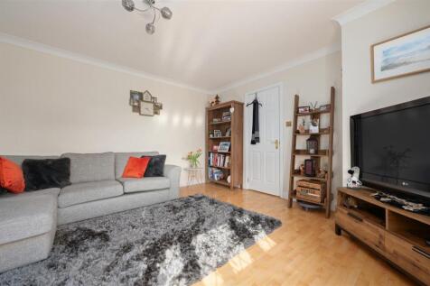 13 Westhall Crescent 008.JPG