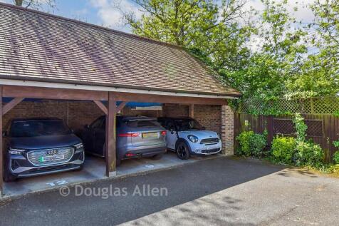 Driveway/Parking