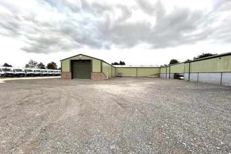 Light Industrial to rent in hensall