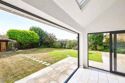 5 HARTFIELD ROAD (19).jpg