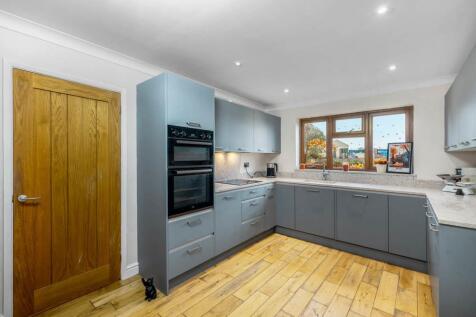 New Avondale (Saracens Head)-34.jpg