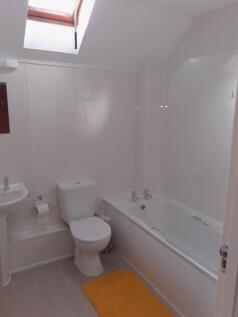 new bathroom.jpg