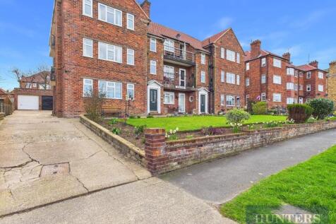 CAM05316G0-PR0380-STILL013.jpg