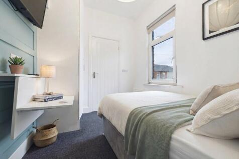 1 Bedroom House in DL3 6NX
