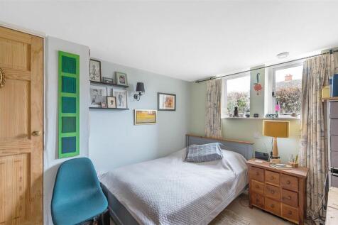 The Old Chapel ph22.JPG