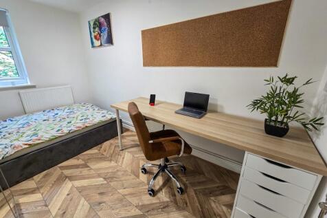 WhatsApp Image 2025-06-29 at 23.19.35 (10).jpeg