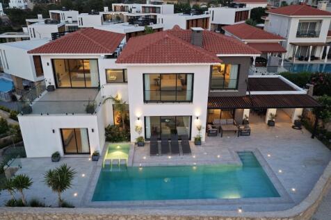 Luxury Villa