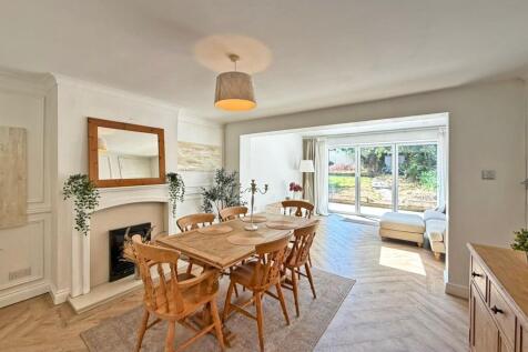 Open-Plan Living Diner