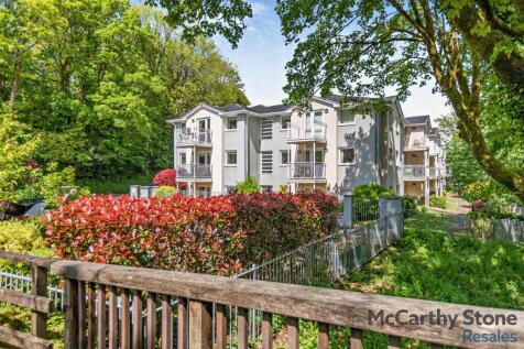 Rivers Edge Court