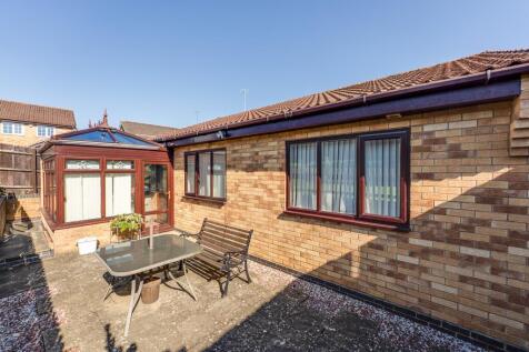29 Spring Gardens, Burton Latimer-10.jpg