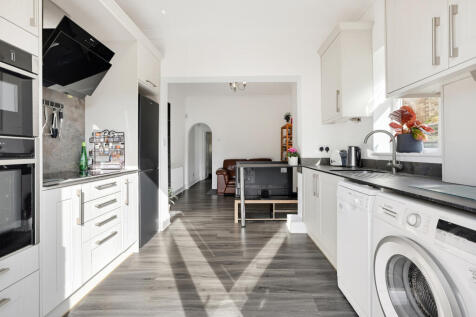Kitchen | Reception