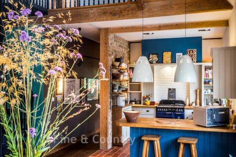 Kitchen/Breakfast Area