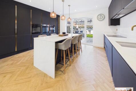 Lounge / Kitchen / Diner