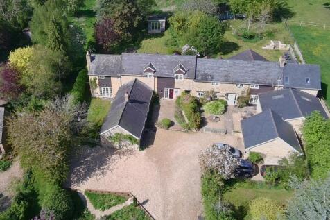 6d34083a-b283-40e8-96ad-29957aebff2c1