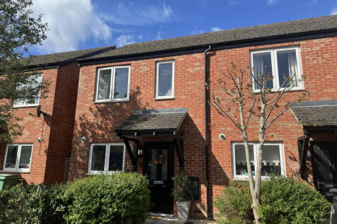 2 Bedroom End Terrace for Sale