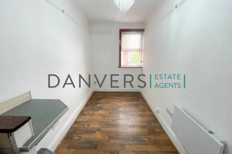 kitchen 2.jpg