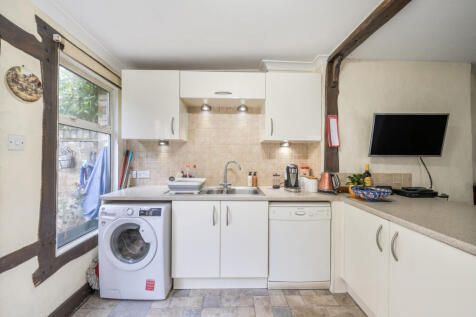 1347042-4-68b8060...