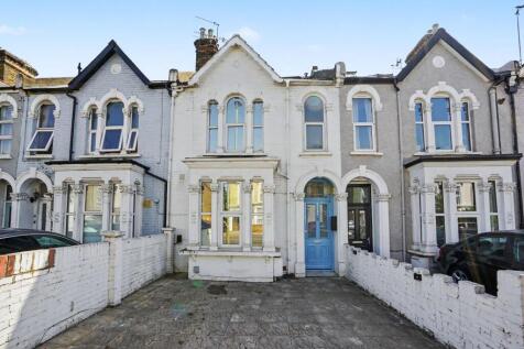 954 Garratt Lane, Tooting, London SW17 0ND
