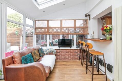 3 bed, 1 bath Semi-Detached in Birmingham - Photo 7