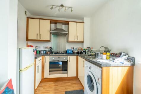 lodge gardens (1 of 6).jpg