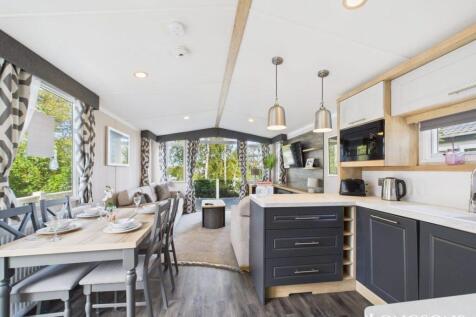 Cam02173g0 Pr0279 Still046