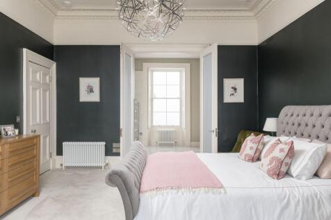 6 bed, 4 bath Detached in Edinburgh - Photo 20
