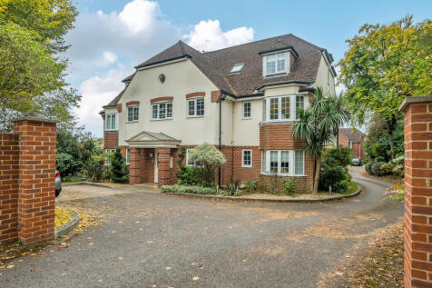 1366051-16-68efb2...