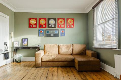 Englefield Road (34).jpg