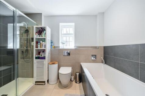 Family Bath/Shower Room