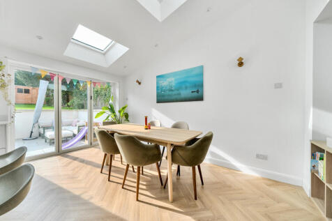 1359458-11-68df7e...