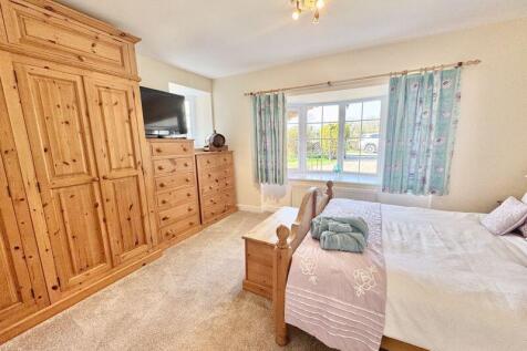 Ground floor bedroom