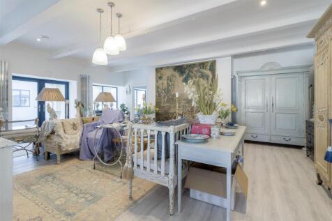 New House, Staverton Annexe sitting room