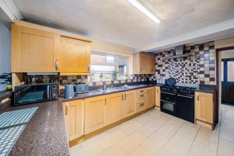 1424941-21-69aed2...