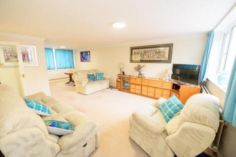 Living room.jpg