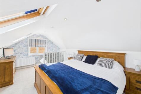 Bedroom: