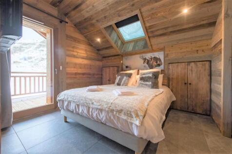 Previous finishes co